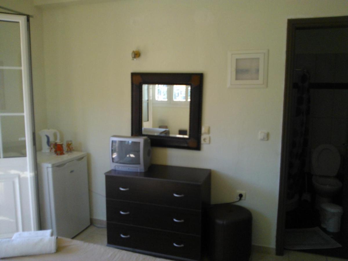 Niriides Apartments Асос Номер фото
